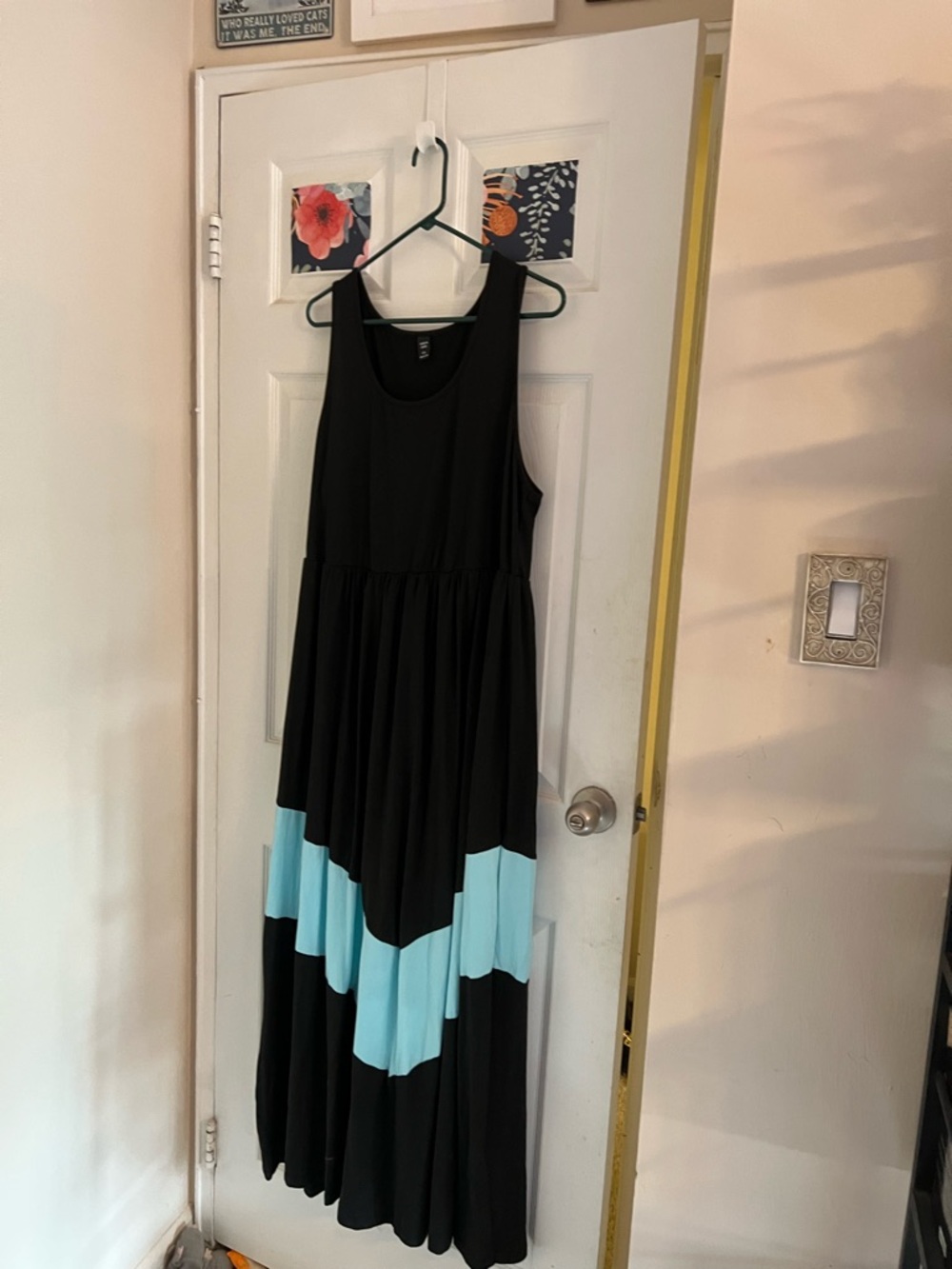 SHEIN Black and Light Blue Chevron Panel Sleeveless Maxi Dress